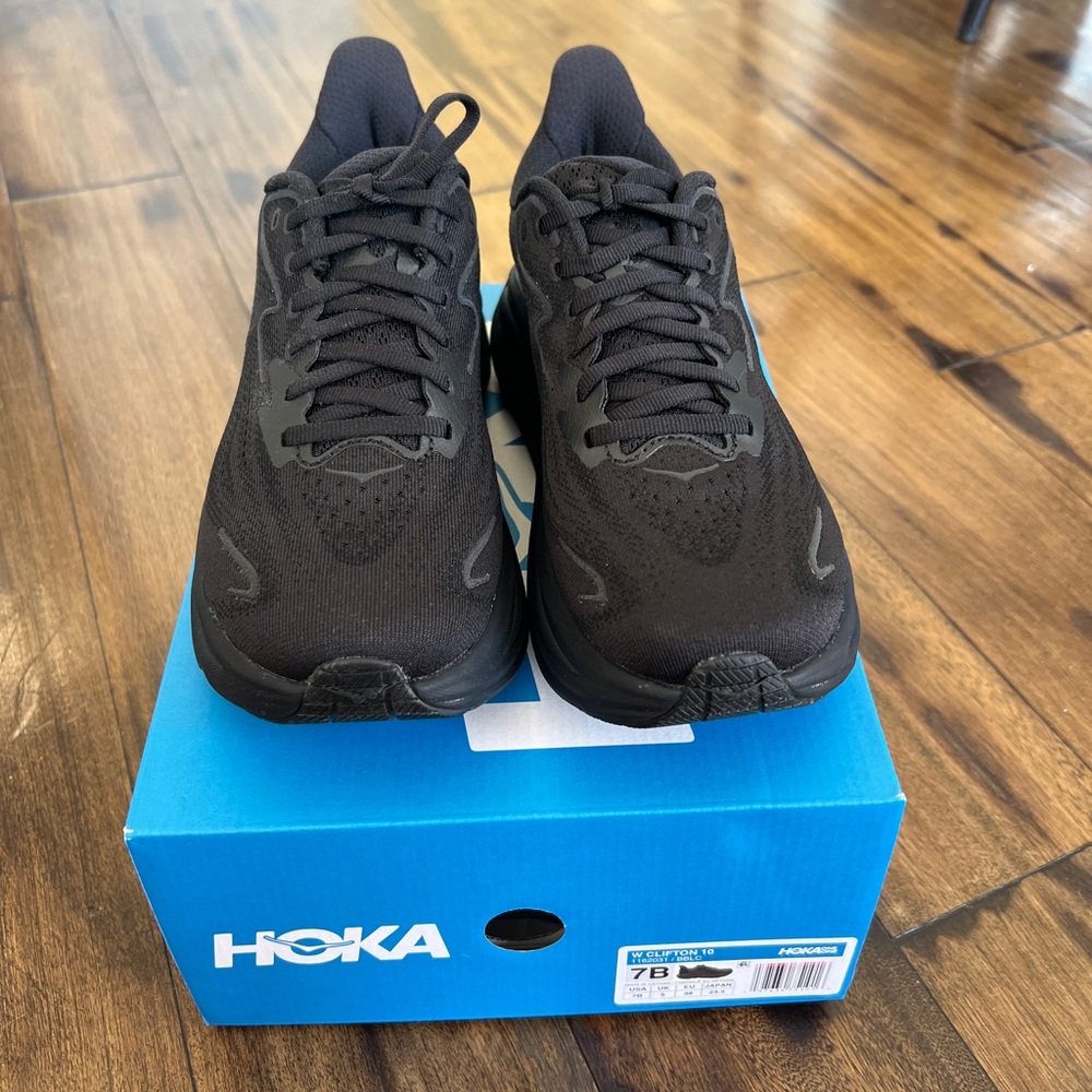BRAND NEW Hoka Clifton 10